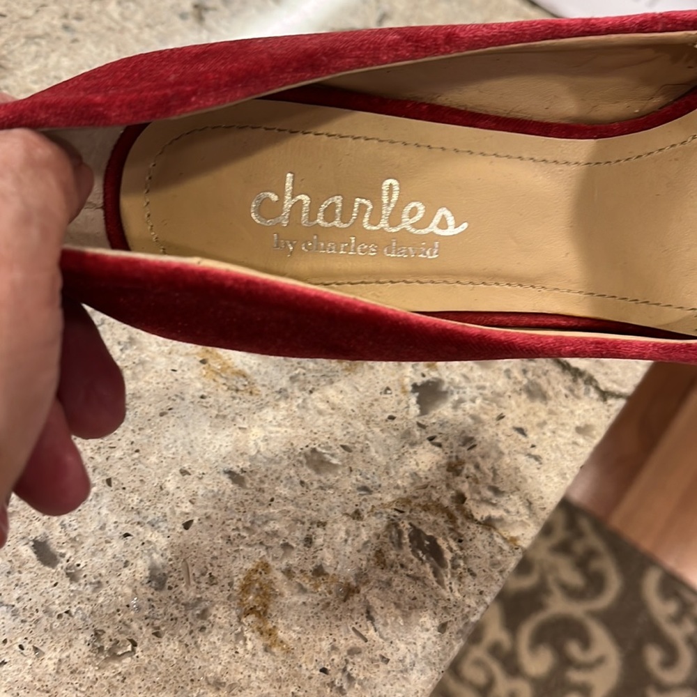 Charles by Charles David velvet hem embellished pumps - Picture 6 of 7